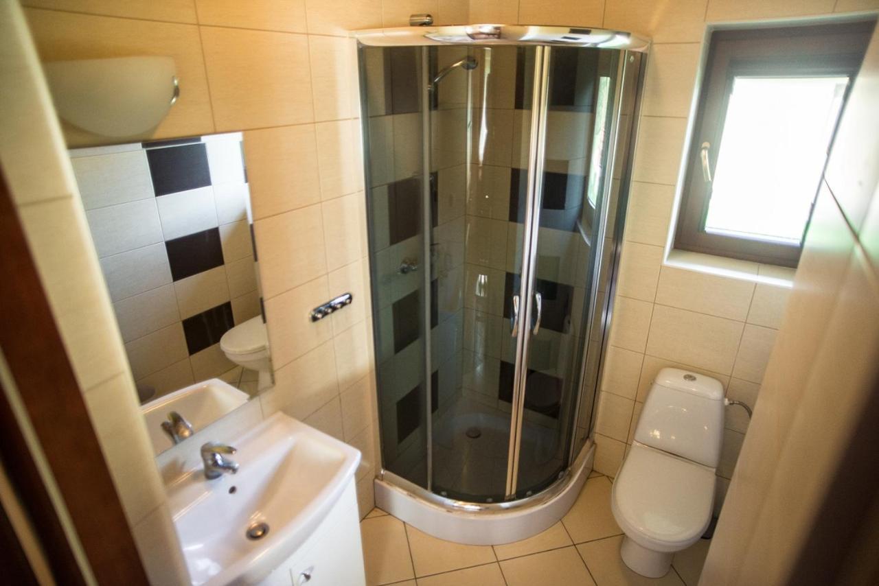 Domki Pod Lasem Lesko Ngoại thất bức ảnh